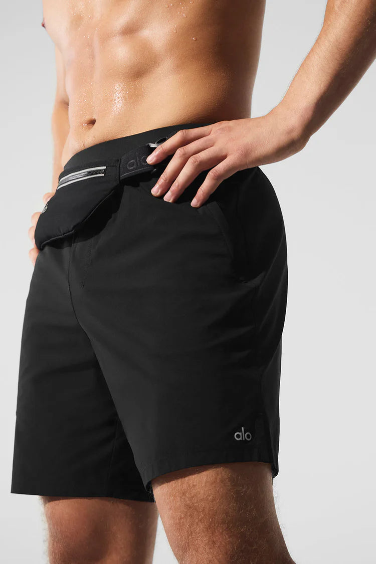 7" Repetition Black Short